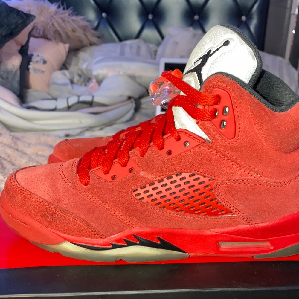 Jordan 5 Red - Picture 4 of 5